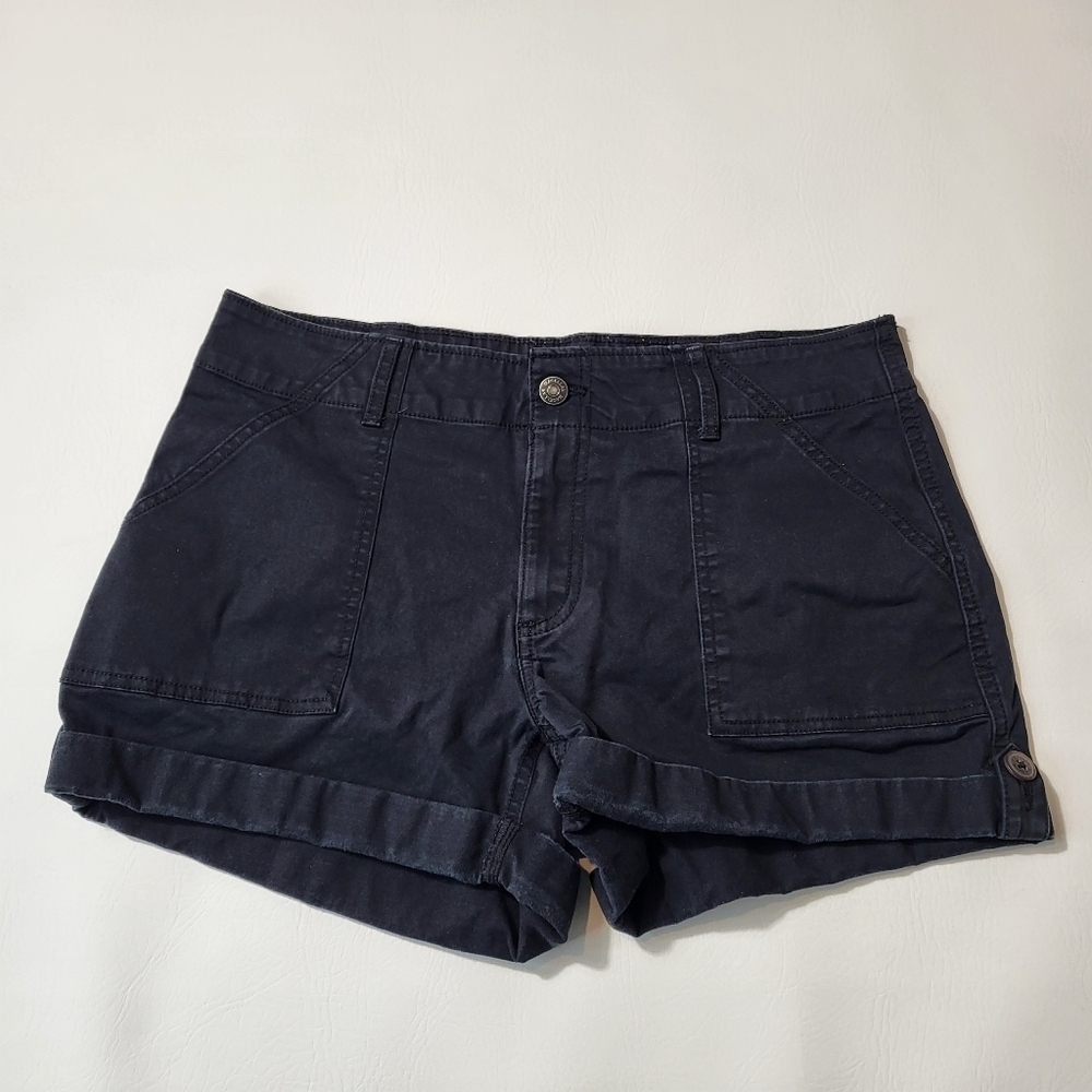 Magellan Outdoors Shorts Black Women's Size 10 - Picture 2 of 7